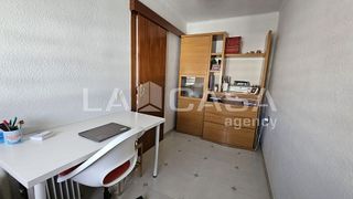 Piso en venta en Fondo en Santa Coloma de Gramanet