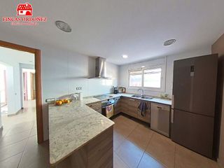 Chalet en venta en Corbera de Llobregat