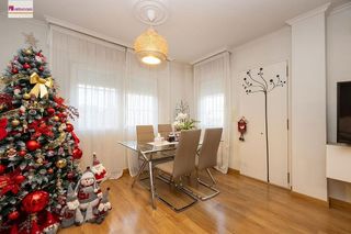 Casa pareada en venta en Ogíjares