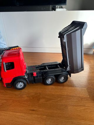 Conjunto 4 camiones de juguete