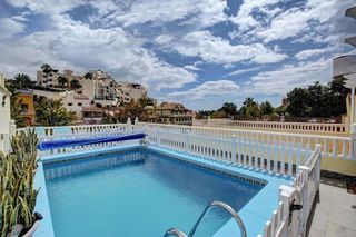 Casa pareada en venta en Torrequebrada en Benalmádena