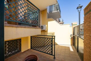 Casa adosada en venta en Ogíjares