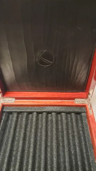 Estuche Kynsey para plumas/boligrafos