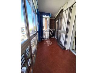 Piso en venta en Cruz Roja en Sevilla