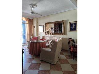 Piso en venta en Cruz Roja en Sevilla