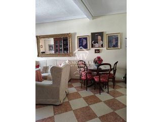 Piso en venta en Cruz Roja en Sevilla