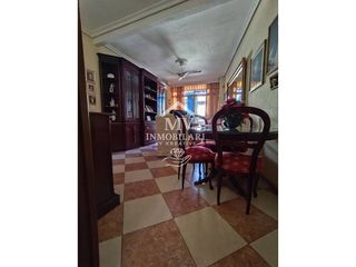 Piso en venta en Cruz Roja en Sevilla