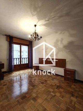 Piso en venta en Natahoyo en Gijón