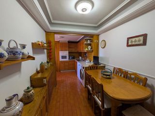 Piso en venta en Media Legua en Madrid