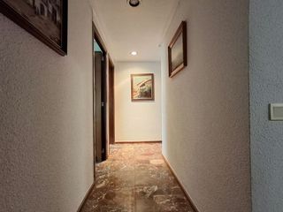 Piso en venta en Media Legua en Madrid