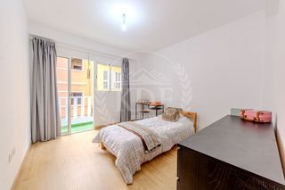 Piso en venta en Duggi - Rambla - Los Hoteles en Santa Cruz de Tenerife