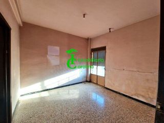 Piso en venta en Carolina (La)