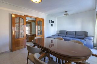 Piso en venta en Zona Avenida al Vedat en Torrent