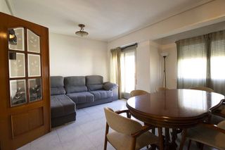 Piso en venta en Zona Avenida al Vedat en Torrent