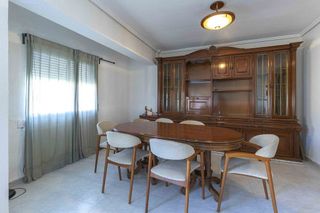 Piso en venta en Zona Avenida al Vedat en Torrent