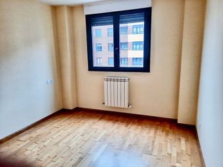 Piso en venta en Crucero - Pinilla en León