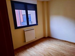 Piso en venta en Crucero - Pinilla en León