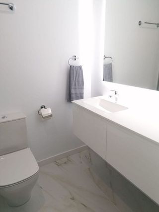 Piso en venta en Los Naranjos - Las Brisas en Marbella