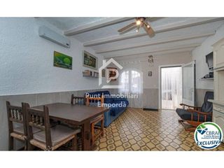 Piso en venta en Empuriabrava en Castelló d´Empúries