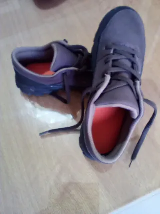 Zapatos de montaña hombre grises