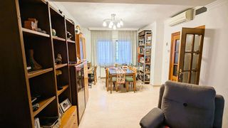 Casa adosada en venta en Cervantes en Granada