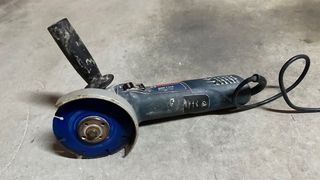 Radial Pequeña Bosch GWS 7-115