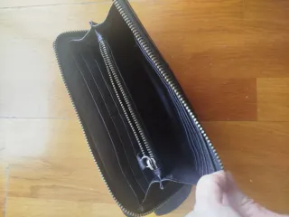 Billetero IKKS cuero negro