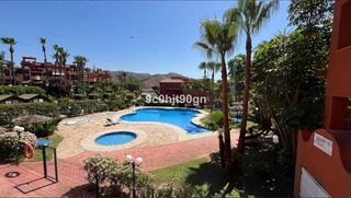Piso en venta en Cabo Pino - Reserva de Marbella en Marbella
