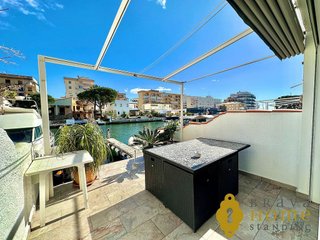 Casa adosada en venta en Santa Margarida en Roses