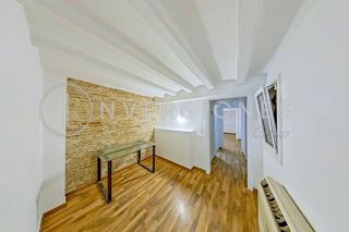 Piso en venta en El Raval en Barcelona