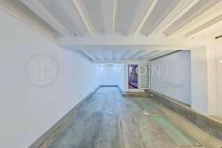 Piso en venta en El Raval en Barcelona