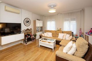 Casa pareada en venta en Ogíjares