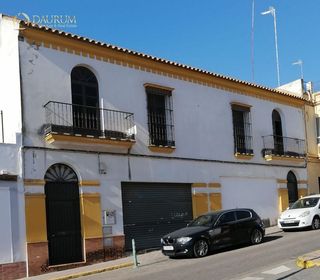 Casa adosada en venta en Centro en Alcalá de Guadaira