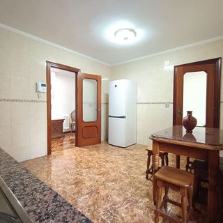 Piso en venta en El Polígono en Gijón