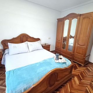 Piso en venta en El Polígono en Gijón