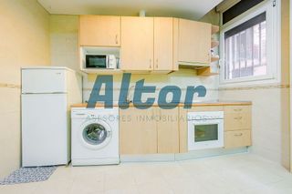 Dúplex en venta en Palacio en Madrid