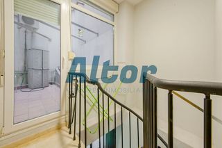 Dúplex en venta en Palacio en Madrid
