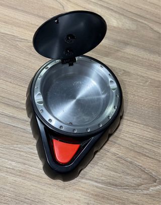 Caja, Cenicero original Marlboro Racing con Tapa