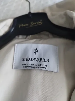 Chaqueta Stradivarius Beige Talla L