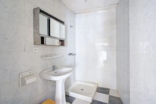 Casa adosada en venta en Padul