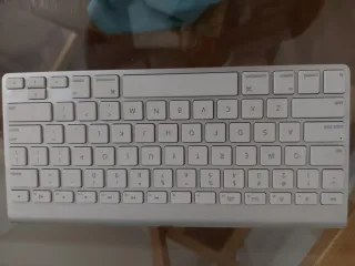 iMac Apple con Teclado y Ratón Originales