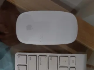 iMac Apple con Teclado y Ratón Originales