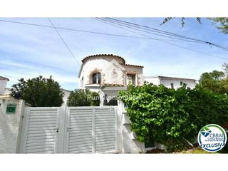 Casa en venta en Empuriabrava en Castelló d´Empúries