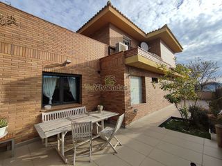 Chalet en venta en Cervelló