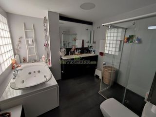 Chalet en venta en Cervelló