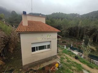 Chalet en venta en Vallirana