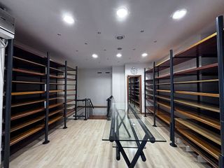 Local comercial en alquiler en Plaza España - Villa Pilar - Reyes Católicos - Vadillos en Burgos