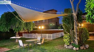 Chalet en venta en Zubia (La)