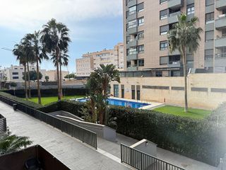 Piso en venta en Los Molinos - Villa Blanca en Almería