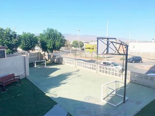 Piso en venta en Los Molinos - Villa Blanca en Almería